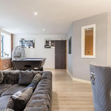 2 Bed Apartment With Pool Table Bradford  Bagian luar foto