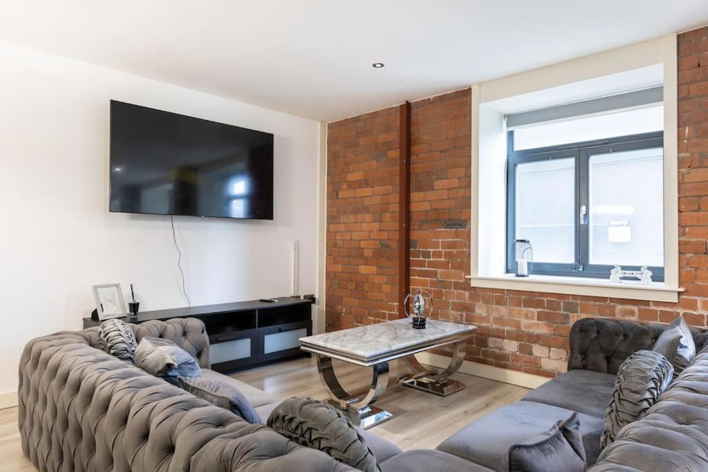 2 Bed Apartment With Pool Table Bradford  Bagian luar foto